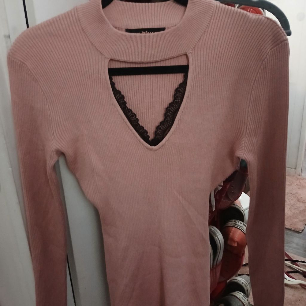 Women's Almost Famous Pink Ribbed Cutout Top with Black Lace, Size L